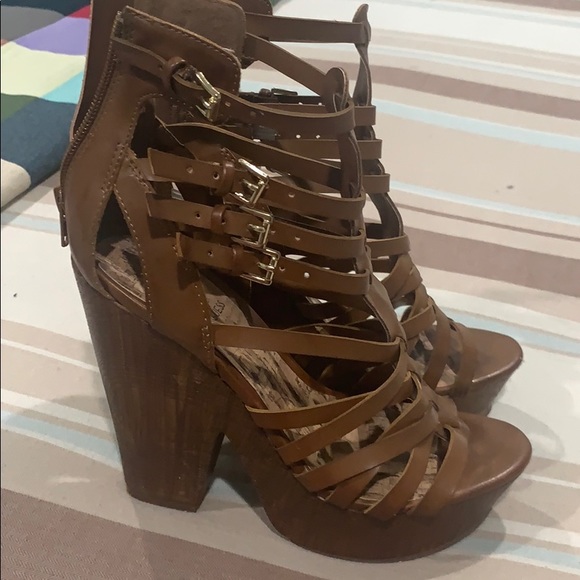 G by Guess brand wedges - Picture 4 of 5